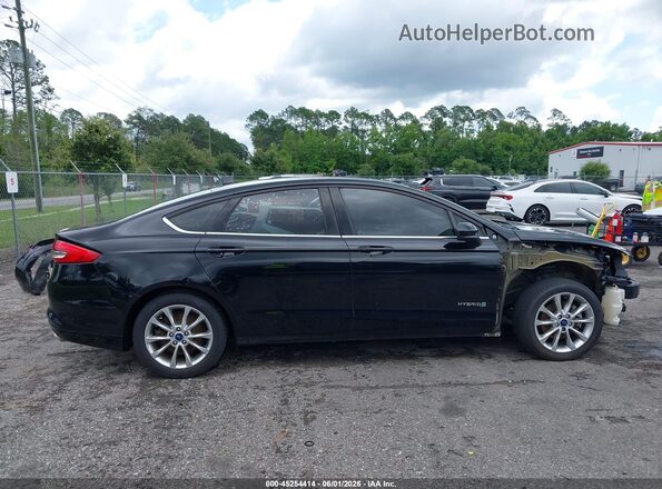 3FA6P0LU5HR230087 2017 FORD FUSION HYBRID Black 360 interior view