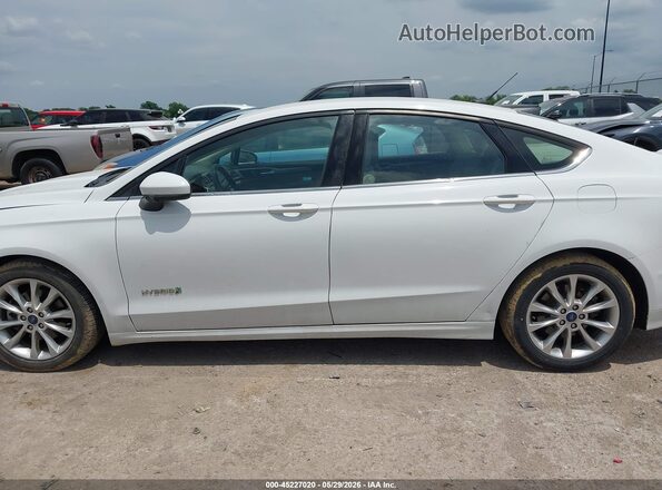 3FA6P0LU5HR260898 2017 FORD FUSION HYBRID White Панорамний вид салону 360°