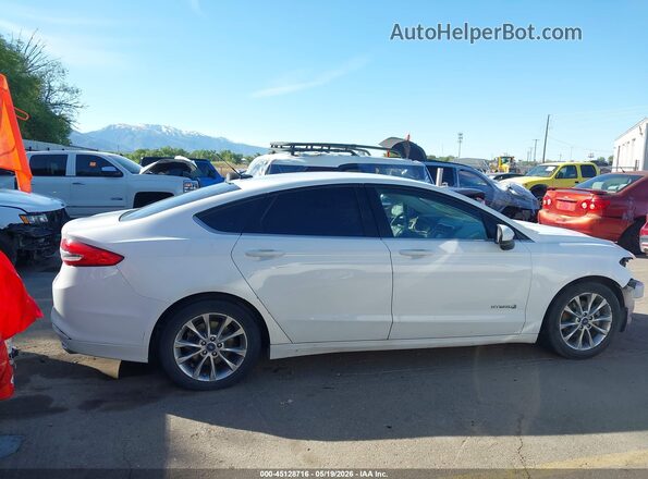 3FA6P0LU5HR386260 2017 FORD FUSION HYBRID White Սալոնի 360 աստիճան տեսք