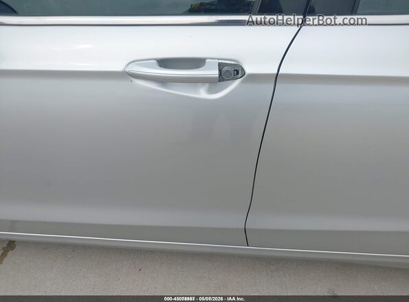 3FA6P0LU7KR190831 2019 FORD FUSION HYBRID Silver Вид задньої частини салону