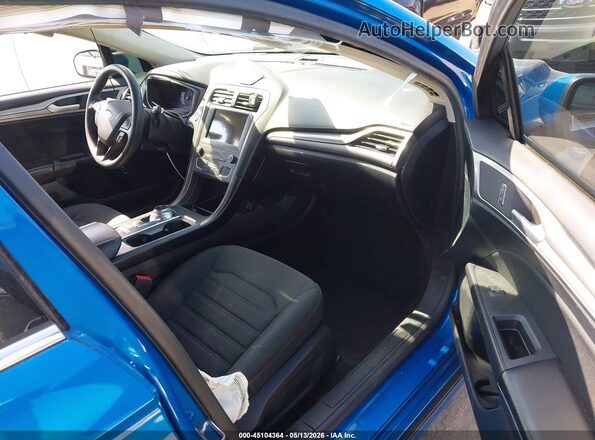3FA6P0LU7LR259275 2020 FORD FUSION Blue Вид салону спереду