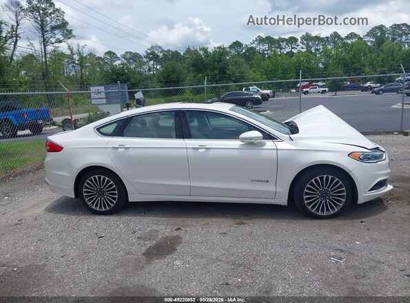 3FA6P0LU8JR240473 2018 FORD FUSION HYBRID White Rear interior view