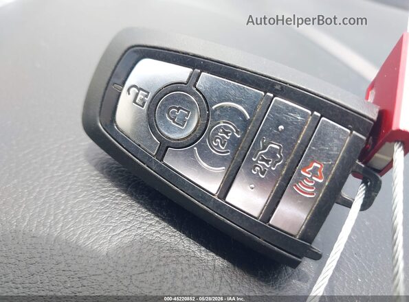 3FA6P0LU8JR240473 2018 FORD FUSION HYBRID White Dashboard view