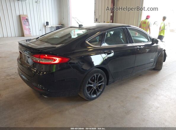 3FA6P0LU9JR137627 2018 FORD FUSION HYBRID Черный Задняя правая четверть