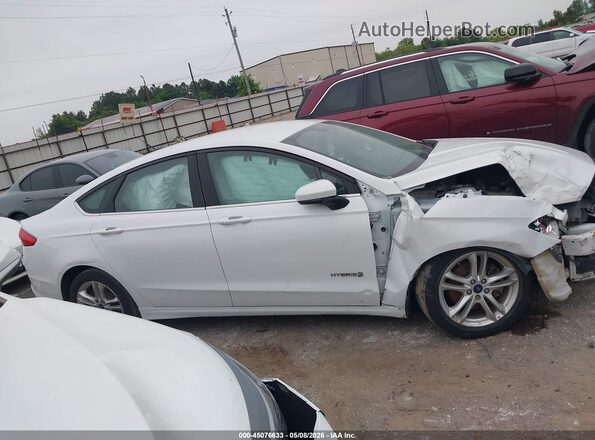 3FA6P0LU9JR209037 2018 FORD FUSION HYBRID White 