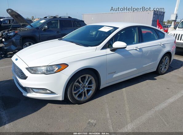 3FA6P0LUXHR287756 2017 FORD FUSION HYBRID Белый Передняя левая четверть