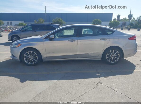 3FA6P0LUXHR355439 2017 FORD FUSION HYBRID Gray Widok wnętrza 360 stopni
