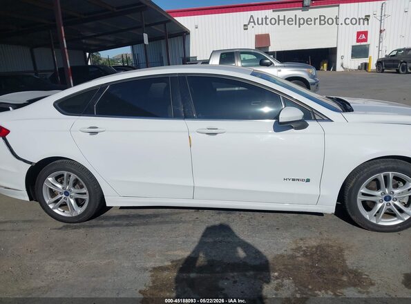 3FA6P0LUXJR269103 2018 FORD FUSION HYBRID White Սալոնի հետևի տեսք
