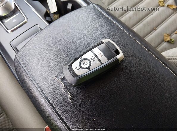 3FA6P0LUXKR225569 2019 FORD FUSION HYBRID Gray Vista del salpicadero