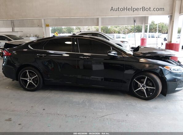 3FA6P0MU7LR205859 2020 FORD FUSION Black Widok wnętrza z tyłu