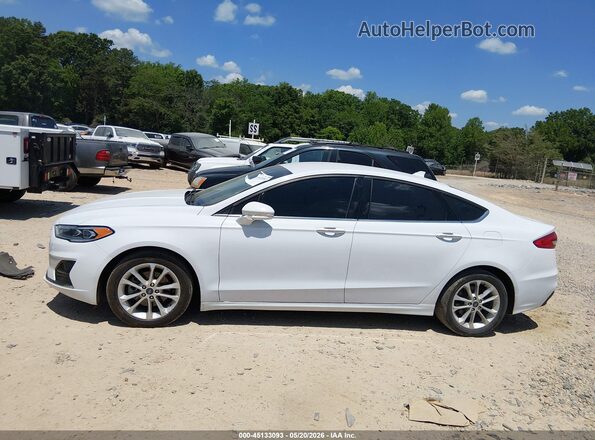 3FA6P0MU8LR237025 2020 FORD FUSION White 