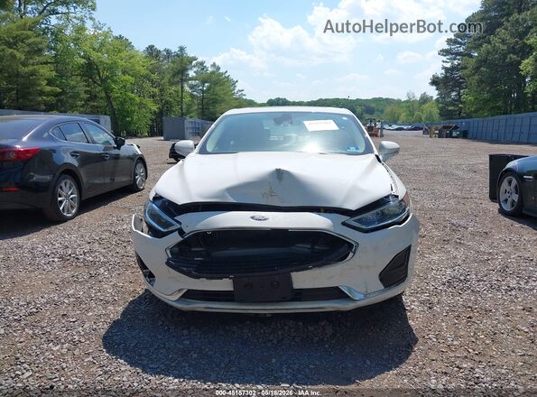 3FA6P0MU9LR257865 2020 FORD FUSION Белый Вид спереди
