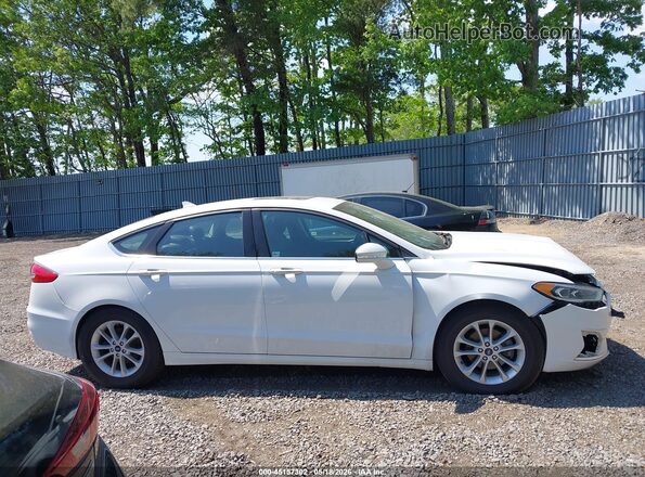 3FA6P0MU9LR257865 2020 FORD FUSION Белый Вид задней части салона