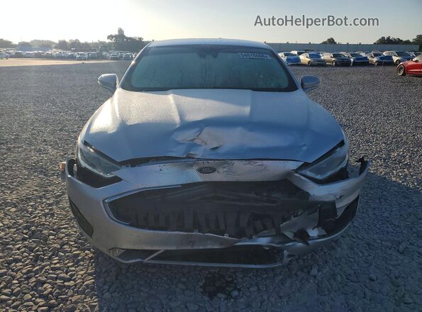 3FA6P0MUXKR236022 2019 FORD FUSION Silver Widok z przodu