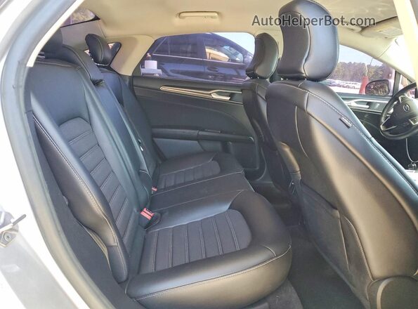 3FA6P0T99HR172156 2017 FORD FUSION Silver 