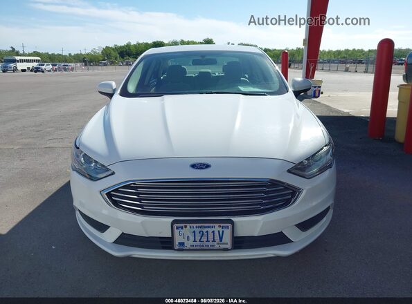 3FA6P0UU9JR235958 2018 FORD FUSION HYBRID Белый Вид щитка приборов