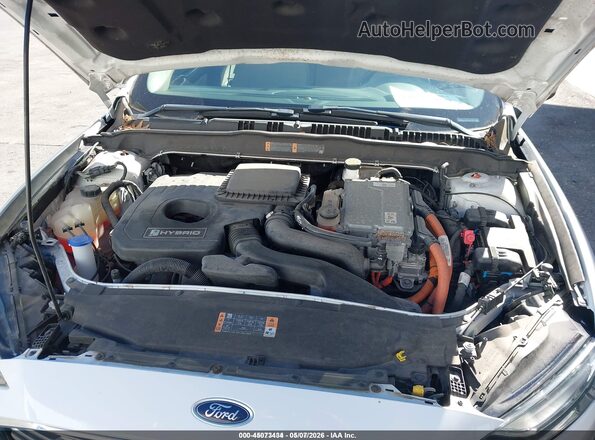 3FA6P0UU9JR235958 2018 FORD FUSION HYBRID Белый Вид сзади