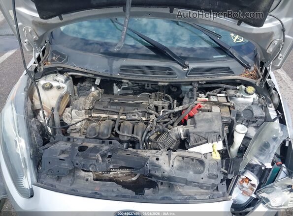 3FADP4AJ2GM118270 2016 FORD FIESTA Silver Widok z tyłu