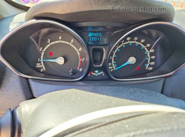 3FADP4BJ0JM122923 2018 FORD FIESTA Gray Widok zestawu wskaźników