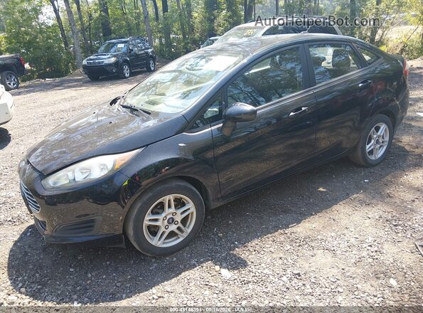3FADP4BJ1JM123370 2018 FORD FIESTA Черный Передняя левая четверть