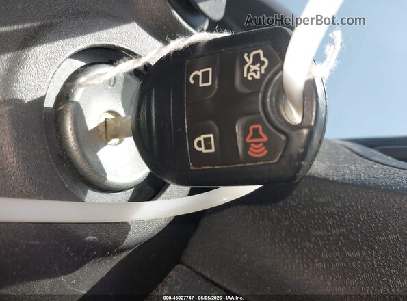 3FADP4BJ1JM138242 2018 FORD FIESTA Red Առջևի վահանակի տեսք