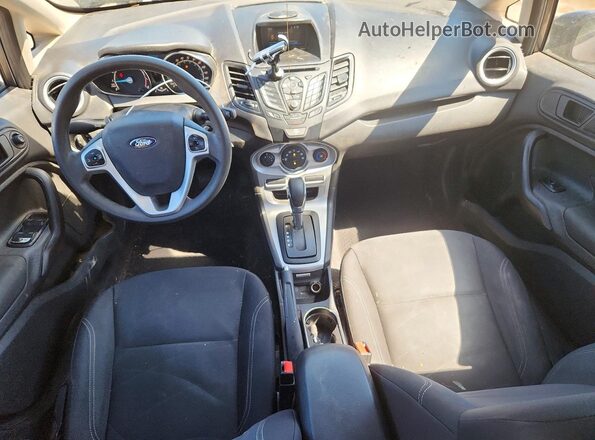 3FADP4BJ3KM104837 2019 FORD FIESTA Charcoal Вид панелі приладів