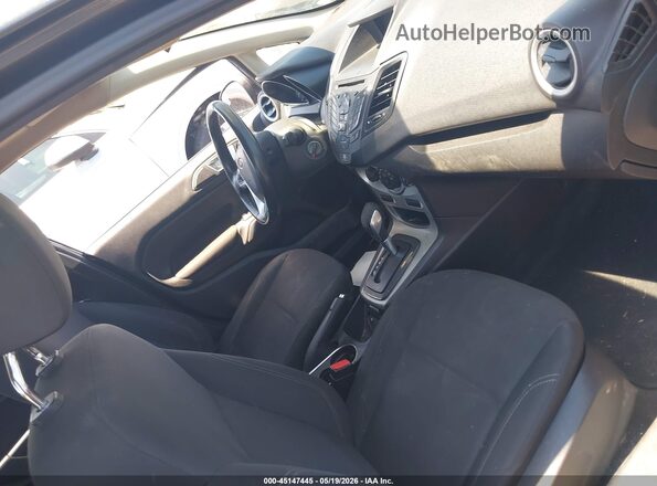 3FADP4BJ7GM137718 2016 FORD FIESTA Черный Вид салона спереди