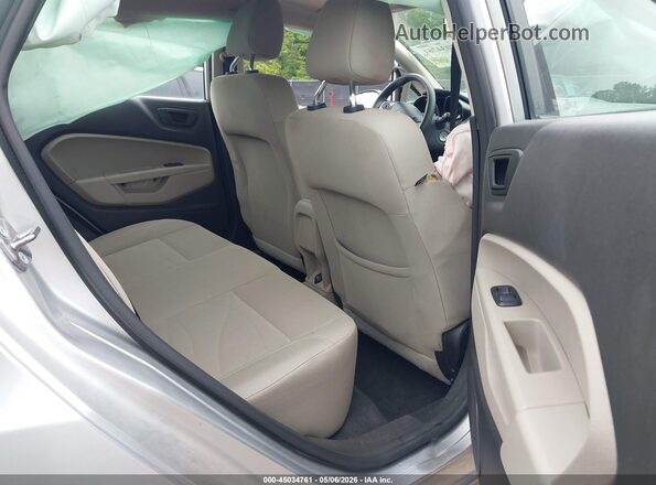 3FADP4BJ9JM129725 2018 FORD FIESTA Silver VIN կոդի պիտակի տեսք