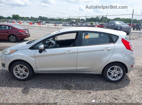 3FADP4EJ1KM131448 2019 FORD FIESTA Silver სალონის 360-გრადუსიანი ხედი