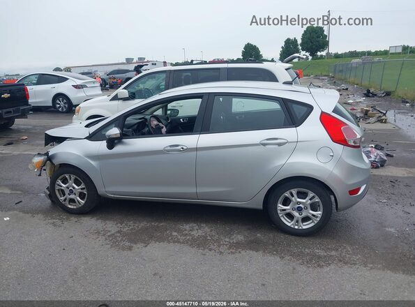 3FADP4EJ2GM136567 2016 FORD FIESTA Silver Vista interior de 360 grados