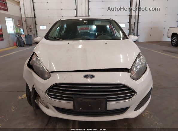 3FADP4EJ6HM119045 2017 FORD FIESTA White Vista del cuadro de instrumentos