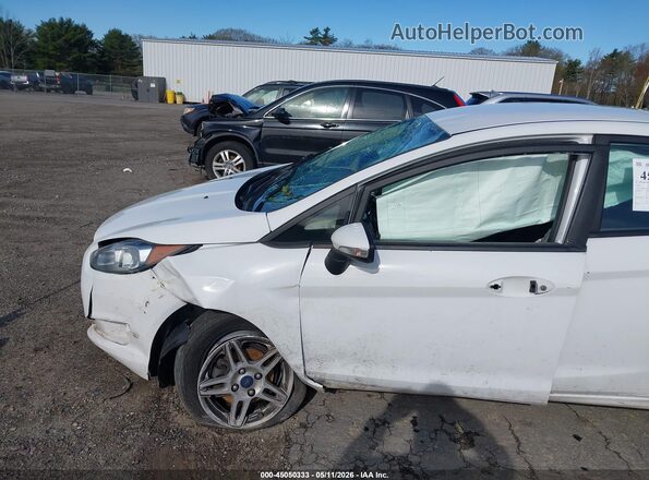 3FADP4EJ6KM122051 2019 FORD FIESTA Белый Вид спереди