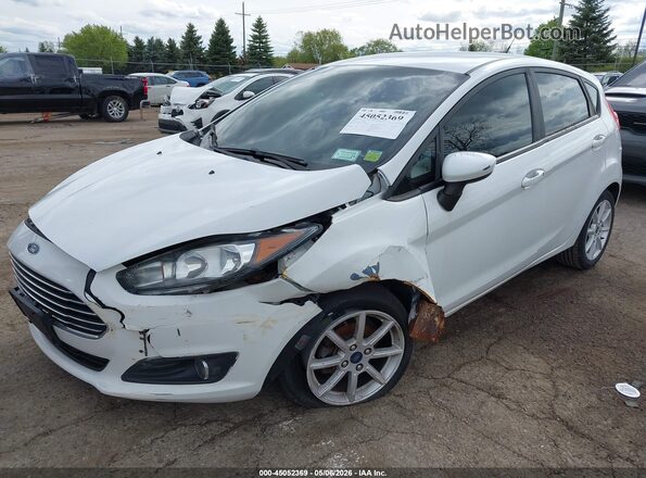 3FADP4EJ6KM128108 2019 FORD FIESTA White Widok z przodu