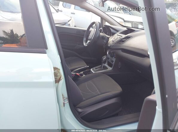 3FADP4EJ7HM168528 2017 FORD FIESTA Light Blue წინა სალონის ხედი