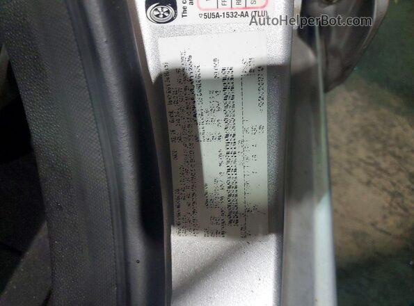 3FADP4EJ8JM112409 2018 FORD FIESTA Silver VIN կոդի պիտակի տեսք