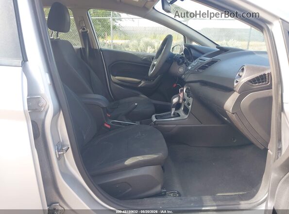 3FADP4EJXHM113104 2017 FORD FIESTA Silver Vista interior delantera
