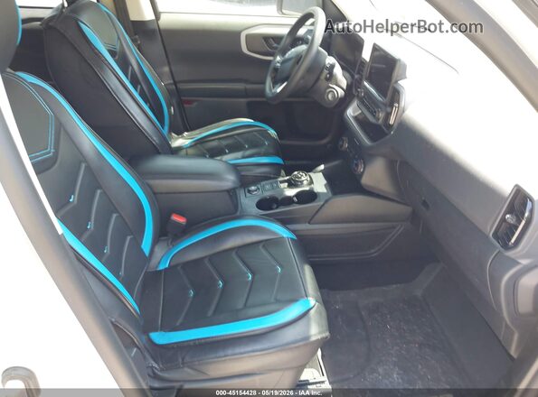 3FMCR9A63PRD37486 2023 FORD BRONCO SPORT White Vista interior delantera