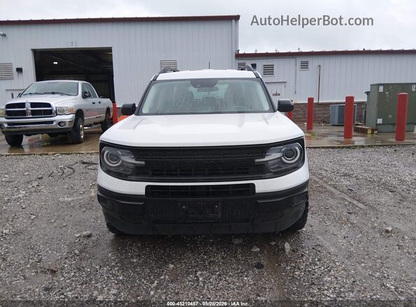 3FMCR9A64PRD37657 2023 FORD BRONCO SPORT White ხელსაწყოთა პანელის ხედი