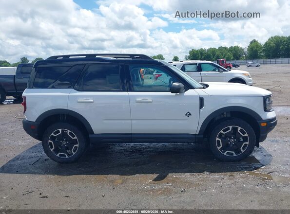 3FMCR9C69PRD21760 2023 FORD BRONCO SPORT White Vista interior trasera