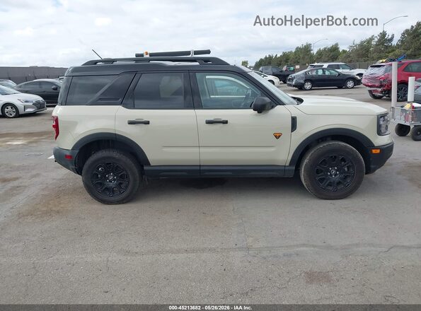 3FMCR9DA4SRE70699 2025 FORD BRONCO SPORT Cream Вид задньої частини салону