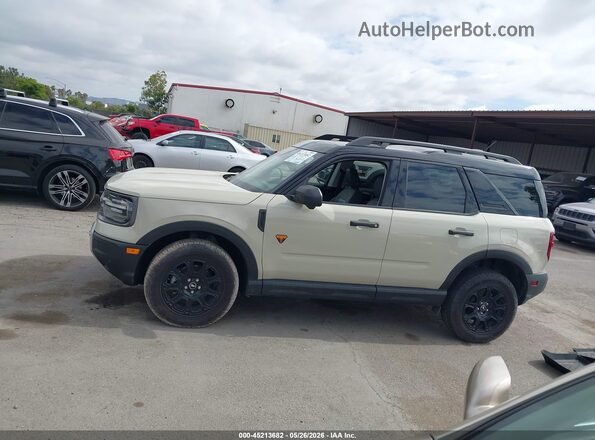 3FMCR9DA4SRE70699 2025 FORD BRONCO SPORT Cream Панорамний вид салону 360°
