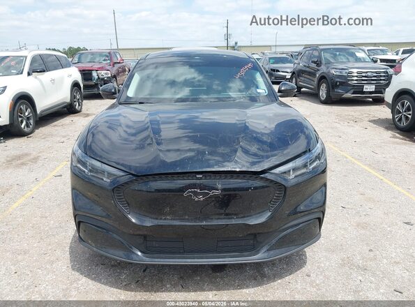 3FMTK1R42SMA11399 2025 FORD MUSTANG MACH-E Черный Вид панели приборов