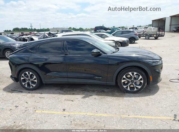 3FMTK1R42SMA11399 2025 FORD MUSTANG MACH-E Черный Вид щитка приборов
