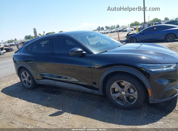 3FMTK1RMXNMA28388 2022 FORD MUSTANG MACH-E Черный Панорамный вид салона 360°