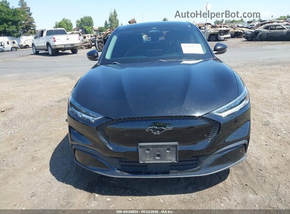 3FMTK1RMXNMA28388 2022 FORD MUSTANG MACH-E Черный Вид задней части салона
