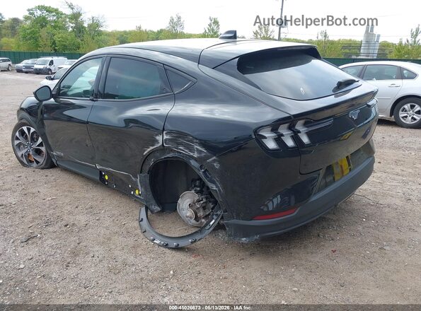 3FMTK1SU9RMA08746 2024 FORD MUSTANG MACH-E Black Front view