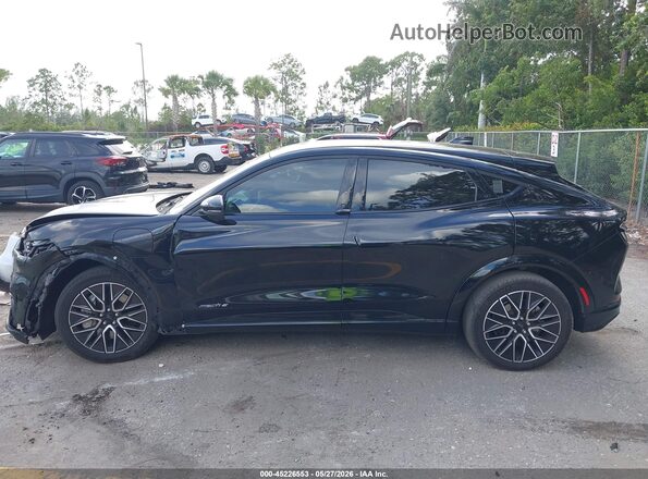 3FMTK3R41RMA31603 2024 FORD MUSTANG MACH-E Black Панорамний вид салону 360°
