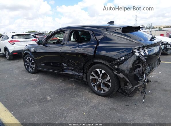 3FMTK3RM2MMA24121 2021 FORD MUSTANG MACH-E Черный Задняя левая четверть