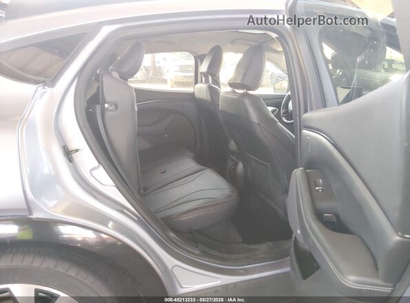 3FMTK3RM2NMA30437 2022 FORD MUSTANG MACH-E Silver Vista de la etiqueta del VIN
