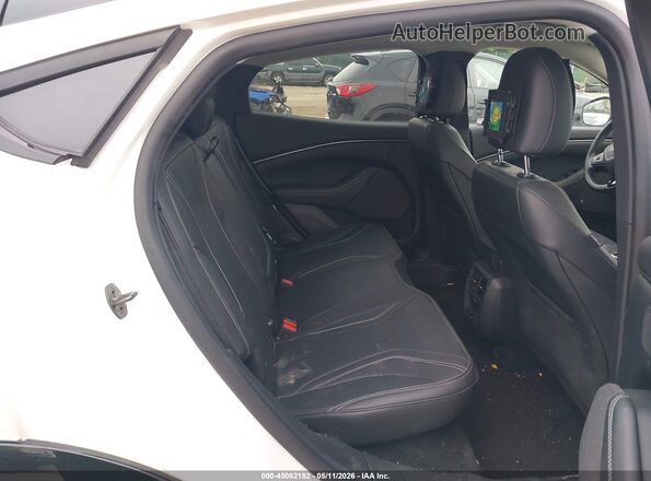 3FMTK3SU5RMA36085 2024 FORD MUSTANG MACH-E PREMI White VIN კოდის სტიკერის ხედი